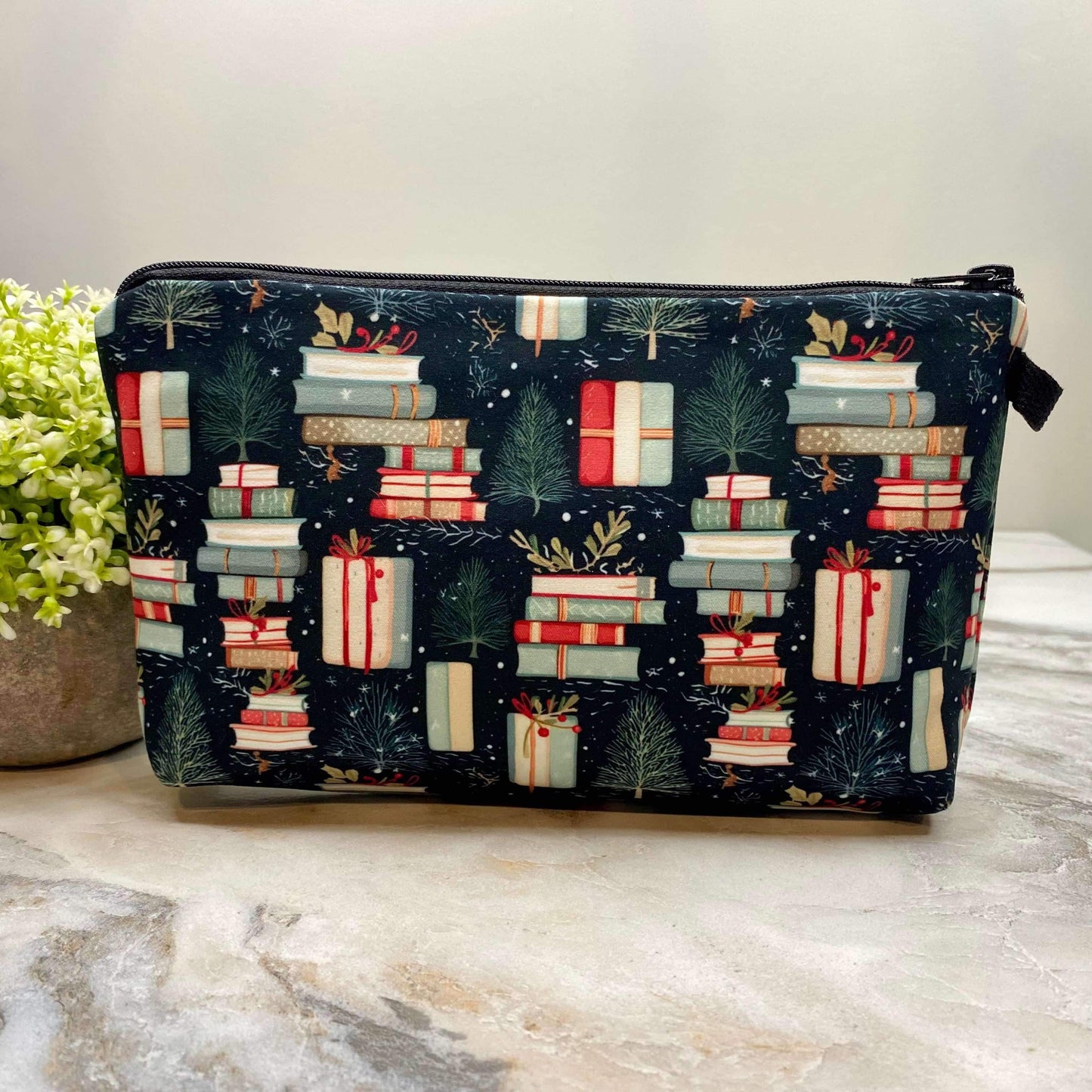 Pouch, Pen & Coin Purse Set - Winter Books