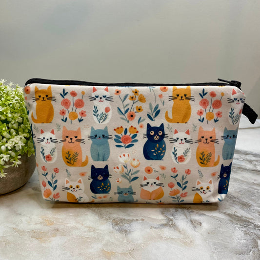 Pouch - Cat, Floral In A Row