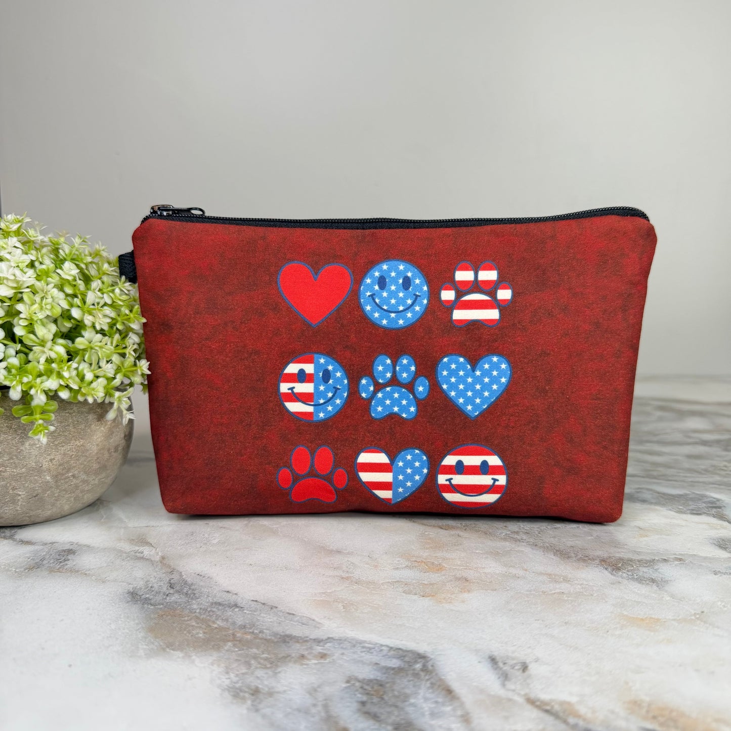 Pouch - America, Paw Heart Flag