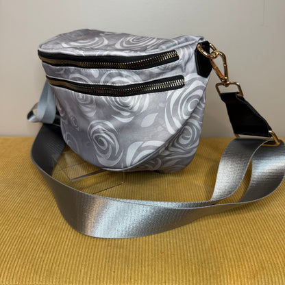 The Roni Nylon Crossbody - Grey Swirl Roses