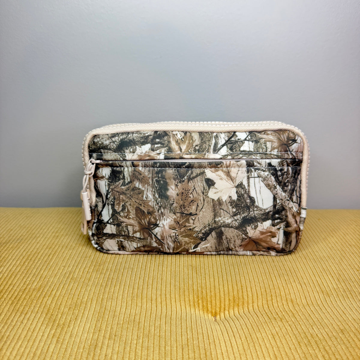 Remi - Nylon Crossbody - Camo