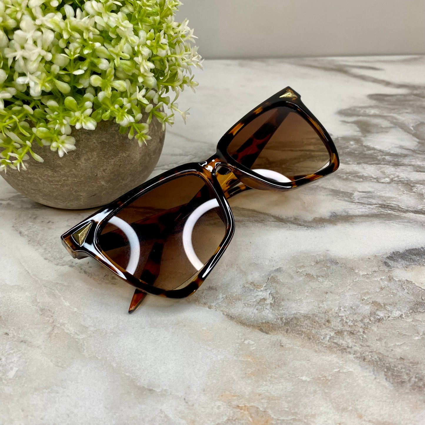 Sunglasses - Style J - Tortoise