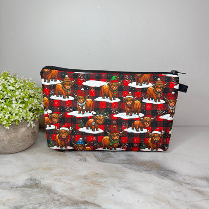 Pouch - Christmas - Highland Cow Plaid