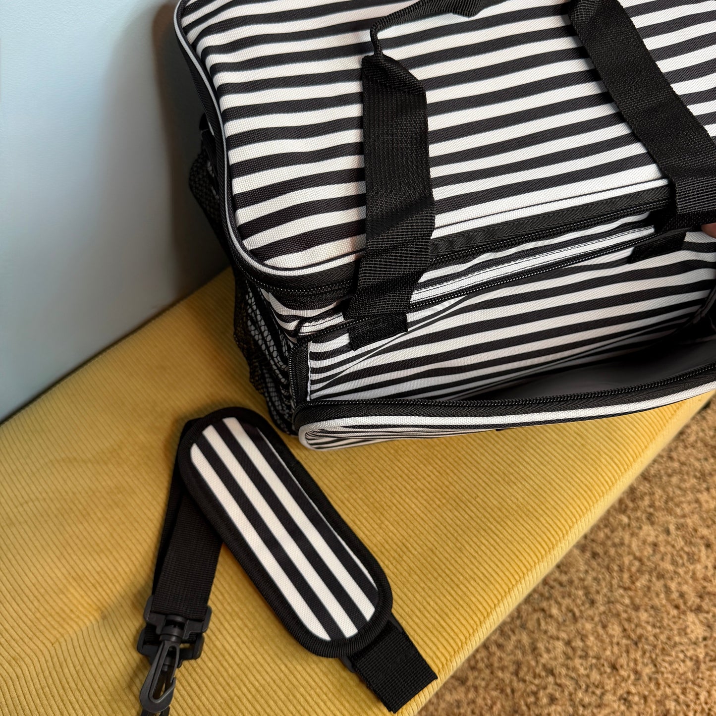 Cooler Lunch Box - Stripes