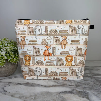 Pouch XL - Book Shelf Animal Toys