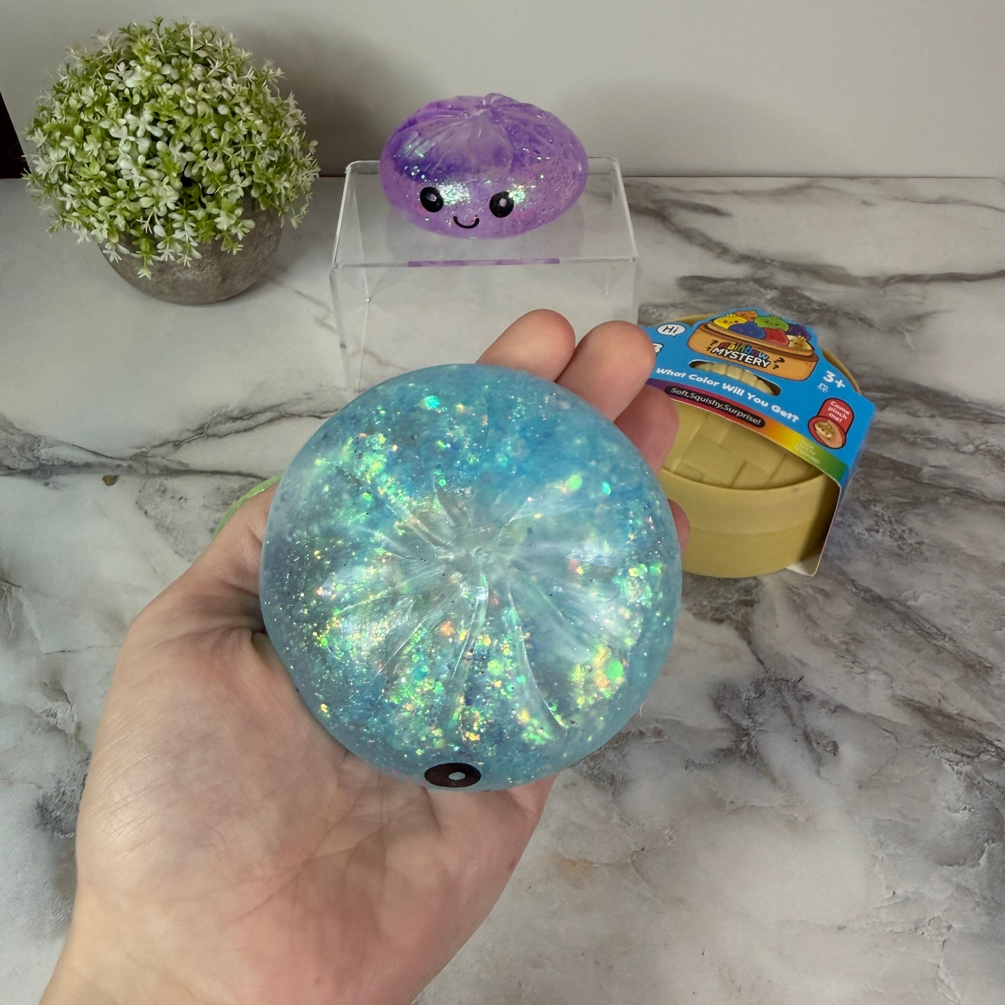 Squishy Toy - Viral Dumpling, Glitter Mix - PREORDER