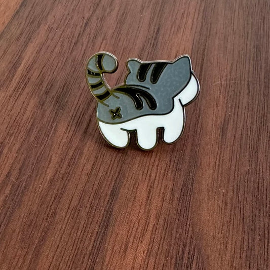 Pin - Gray Cat Butt