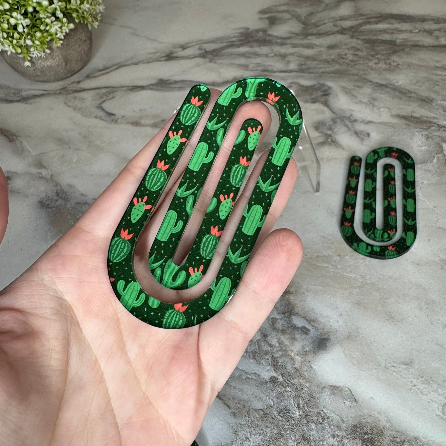 Jumbo Acrylic Paperclip - Assorted