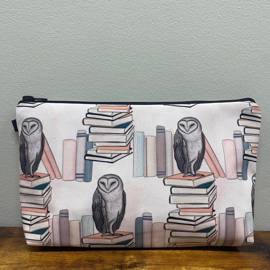 Pouch - Owl w/books